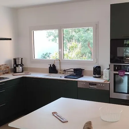 Maison Renovee Avec Vue Exceptionnelle Sur Le Nyaraló